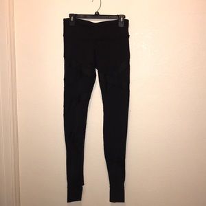 Lululemon leggings size 6